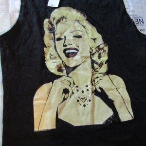 Women's Radio Days Sleeveless Size Small Tee